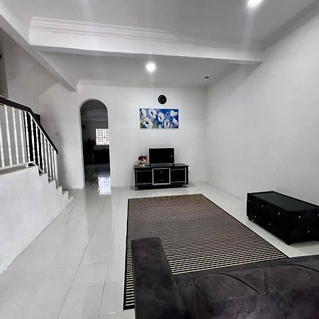 Dh Homestay Sungai Petani Exterior foto
